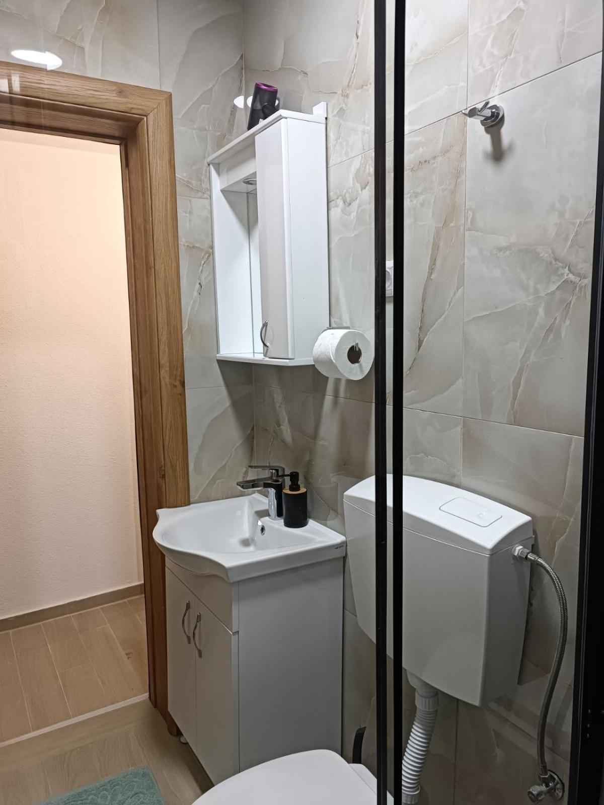 Apartmani Lena Plužine Esterno foto
