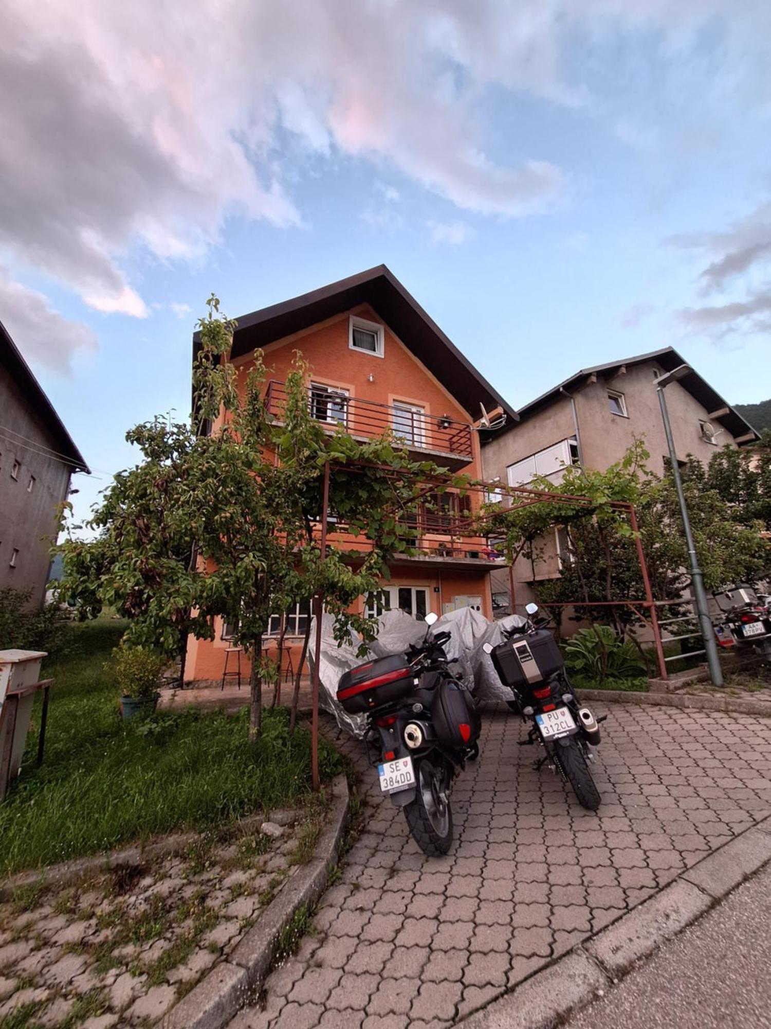 Apartmani Lena Plužine Camera foto