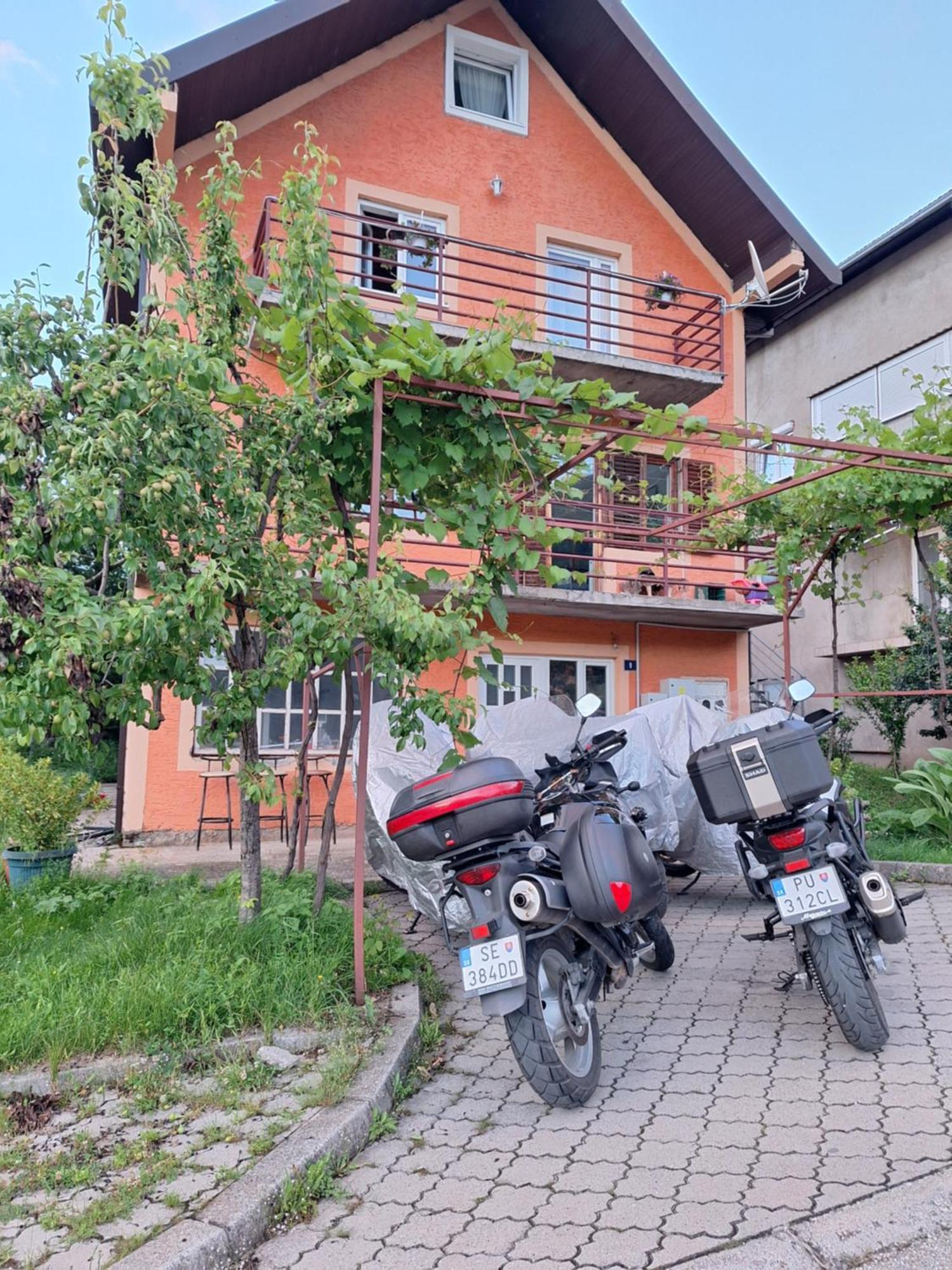 Apartmani Lena Plužine Camera foto